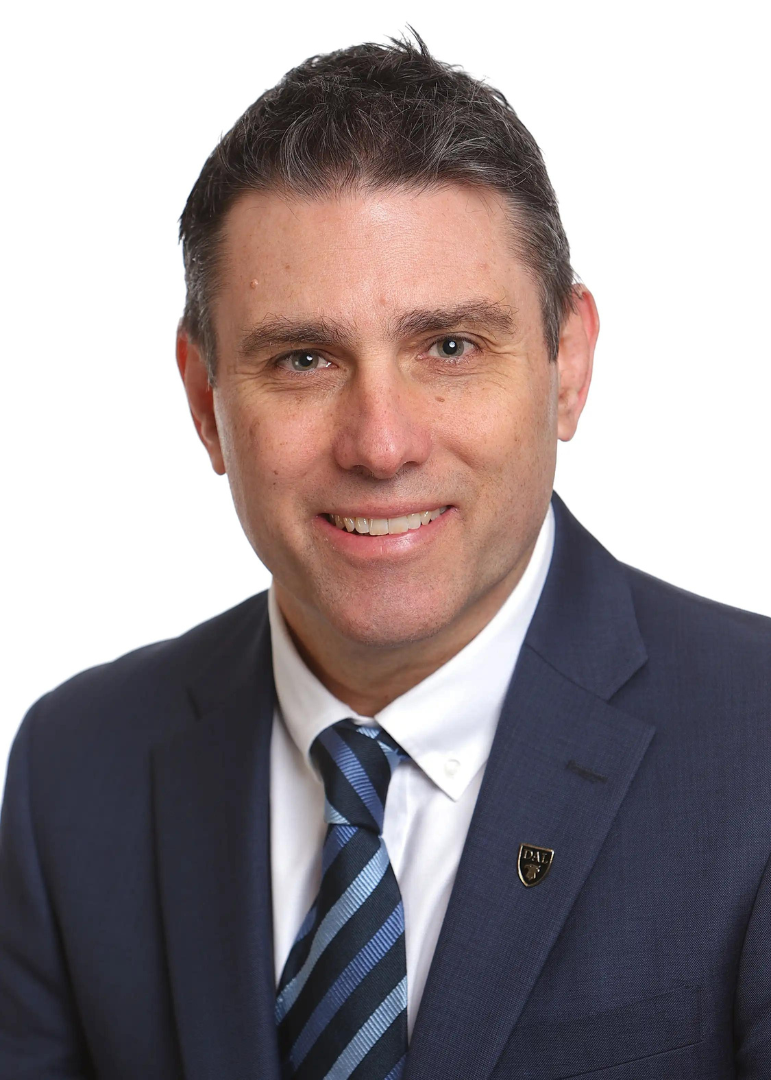 Headshot of Graham Gagnon.