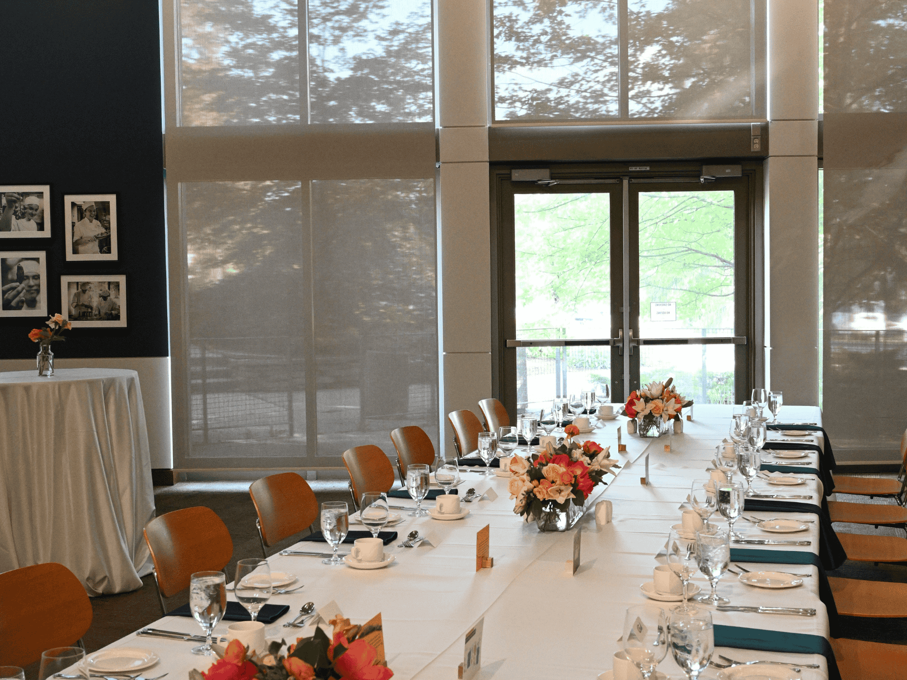 Long dining table at PJ's Atrium