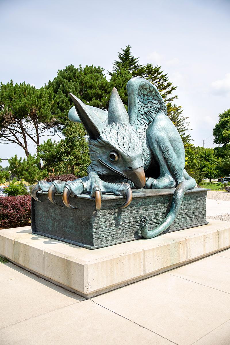 Gryphon Statue wearing the iron ring