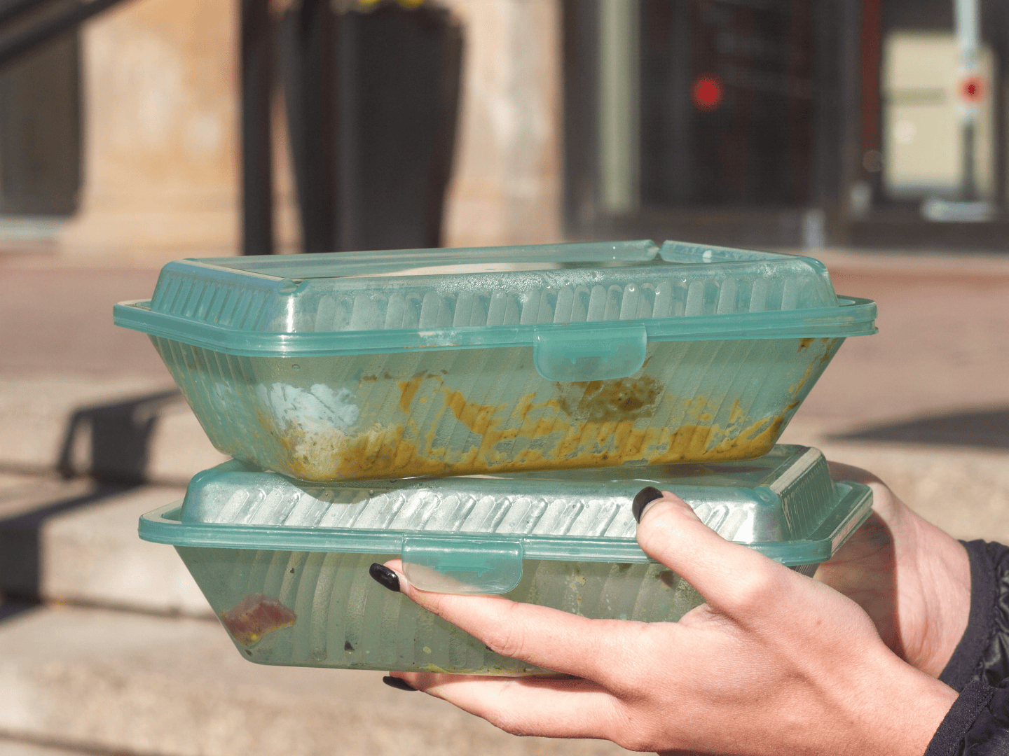 used green containers for return