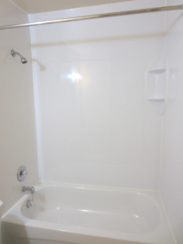 Bathtub & Shower 
