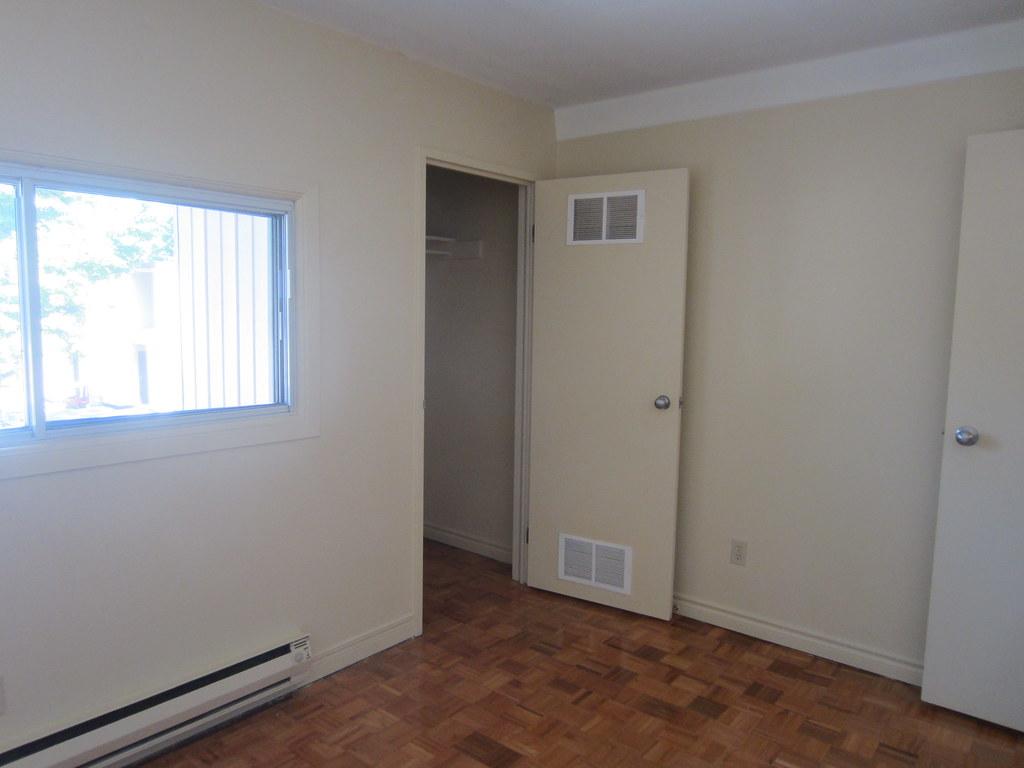 Primary Bedroom - Closet