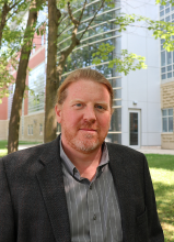 Headshot of Carl Svensson.