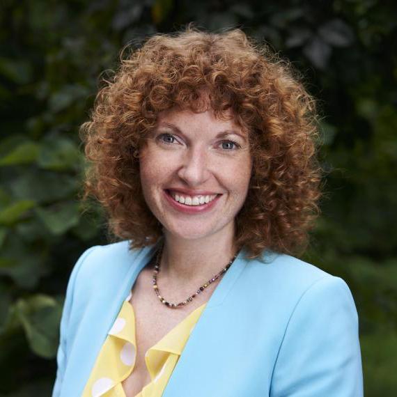 Jennifer Geddes-McAlister headshot photo