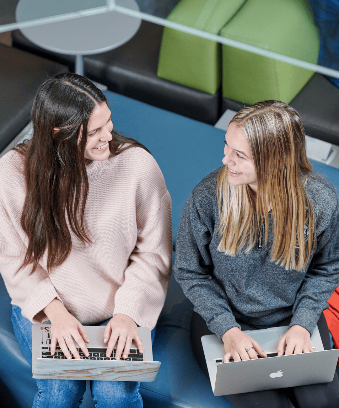 U of G students working on their laptops
