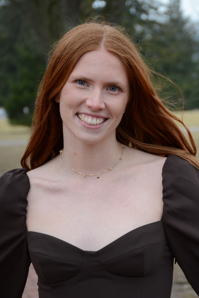 Julia Billings smiling.